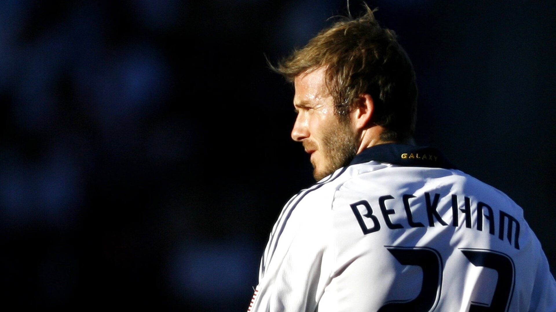 又见绝平！AC米兰与广州队鏖战至终场，纳达尔读秒救主